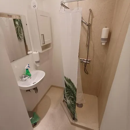 Charming 2 Bedroom Apartment Free Parking * Hjørring