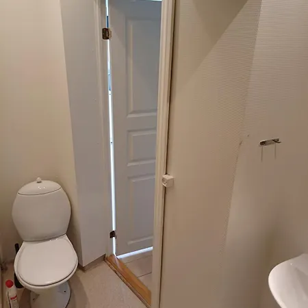 Charming 2 Bedroom Apartment Free Parking Hjørring