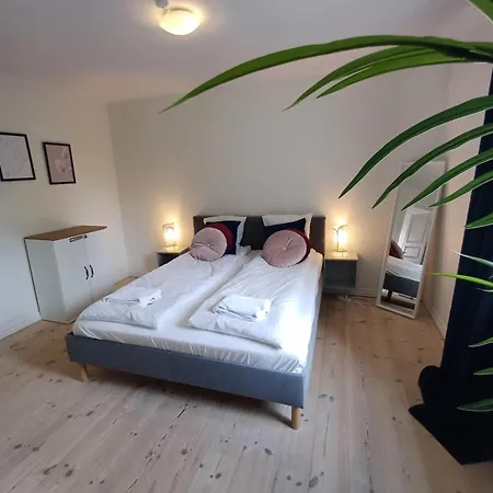 Apartman Charming 2 Bedroom Free Parking