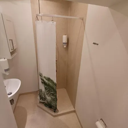 Charming 2 Bedroom Free Parking * Hjørring